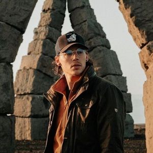 Meet your Posher, Christian